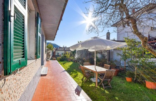 Santo Stefano di Magra House | Amazing Home In Santo Stefano Magra