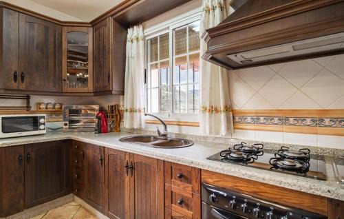 Algarinejo House | Amazing Home In Algarinejo