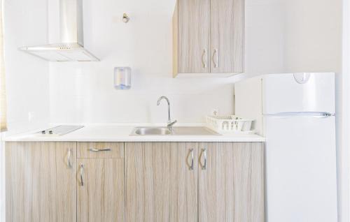 El Coronil House | Amazing Home In El Coronil With Wifi
