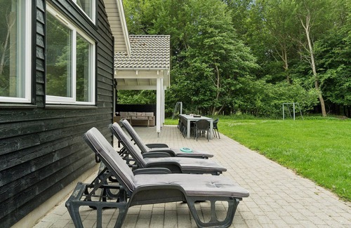 Fjellerup Strand House | Amazing home in Glesborg with sauna