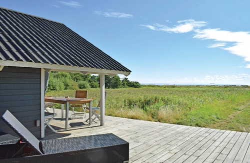 Østerskov House | Amazing home in Humble with sauna