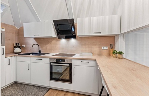 Reimboldshausen House | Amazing home in Kirchheim with sauna