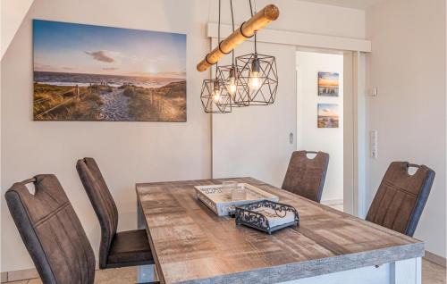 Langenhorn House | Amazing Home In Langenhorn With Wifi