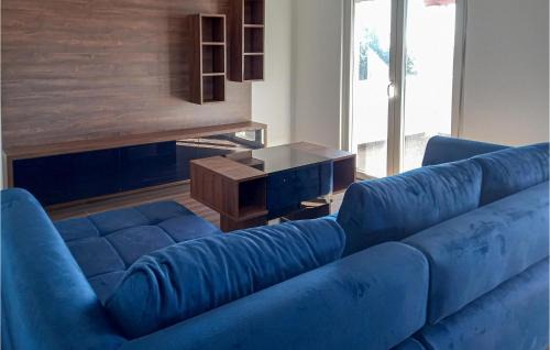 Tinj House | Amazing Home In Tinj With Kitchen