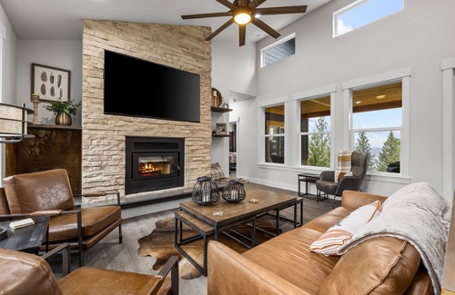 Boise House | Amazing Home with fabulous views. Only 45 min. from Boise.