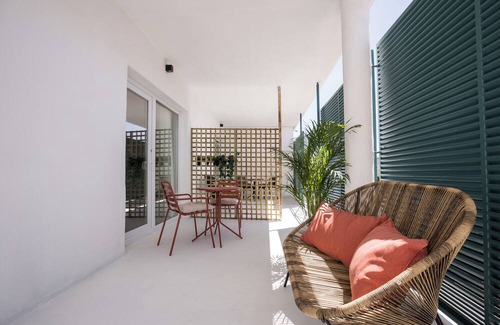 Costa de Caparica Villa | Amazing House Near to the Beach