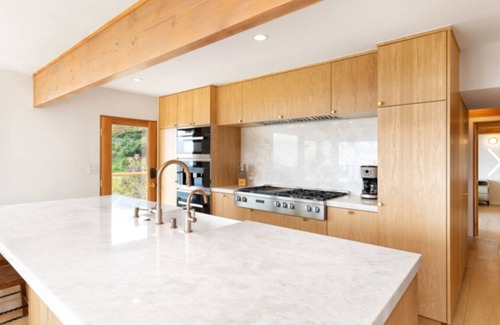 Eastern Malibu House | Amazing house in Malibu.