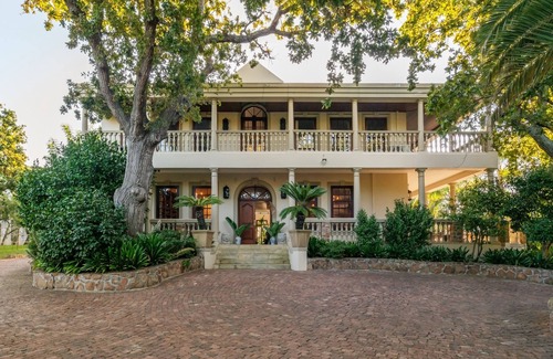 Constantia Villa | Amazing Ibis luxury villa