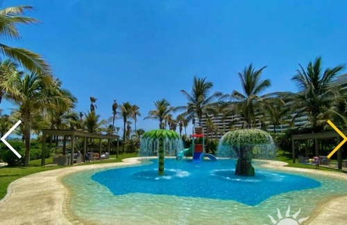 Playa Diamante Apartment | amazing, in the beach, restaurants, 8pools, gym,paddle, tennis, futbol ,voleybol