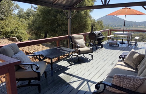 Julian House | Amazing lake and sky views from this private 3 bed, 2 bathroom, fireplace home.