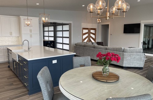 Mid America House | Amazing Lake Home close to everything with amazing view