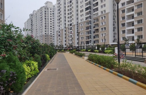 Central Chennai Condo | Amazing Lake View Sky Condo | Luxury 3 Bedroom Apartment in the city