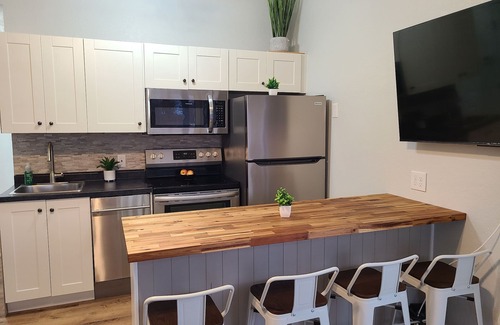 Osage Beach Condo | AMAZING LAKE VIEWS! Top Floor, remodeled w/Boat slip, Pool, Laundry