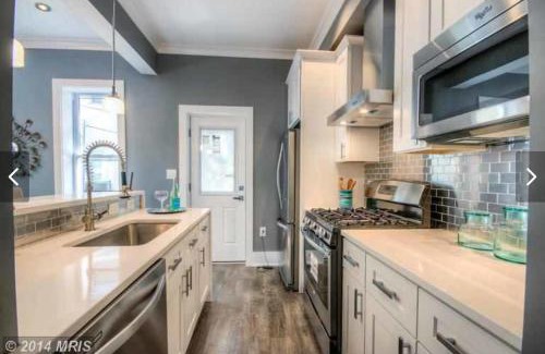 Bloomingdale Villa | Amazing Large 4 Bedroom 3 Bathroom Home in Downtown DC Walk Everywhere