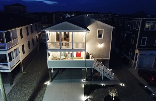 Lewes House | Amazing Lewes Location - Walk to Beach by Day, Town by Night! Full-size arcade!