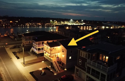 Lewes House | Amazing Lewes Location - Walk to Beach by Day, Town by Night! Full-size arcade!