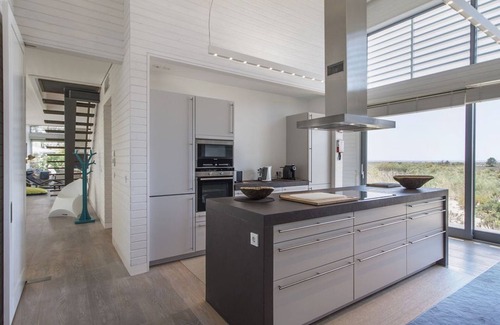 Carvalhal Villa | Amazing Lisbon Coast Villa | 3 Bedrooms | Villa Artemisia | Walking Distance to Beach & Private.