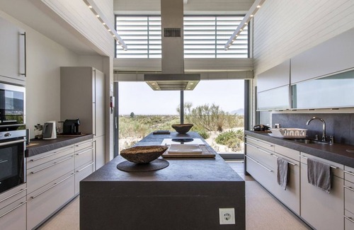 Carvalhal Villa | Amazing Lisbon Coast Villa | 3 Bedrooms | Villa Artemisia | Walking Distance to Beach & Private.
