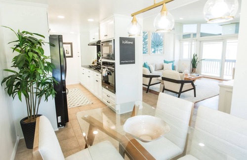 The Strand House | Amazing location! Unique Oceanfront Beach House