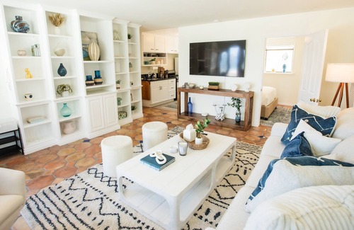 The Strand House | Amazing location! Unique Oceanfront Beach House