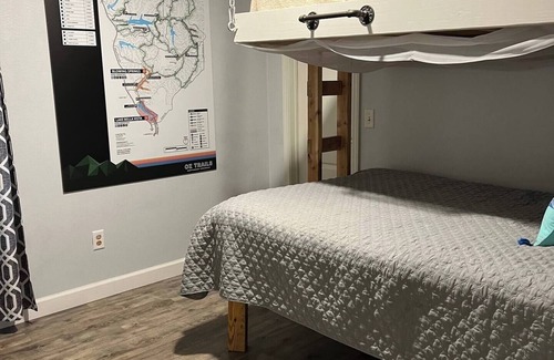 Downtown House | AMAZING LOCATION in Downtown Bentonville. Biking HQ. Access to trails and square