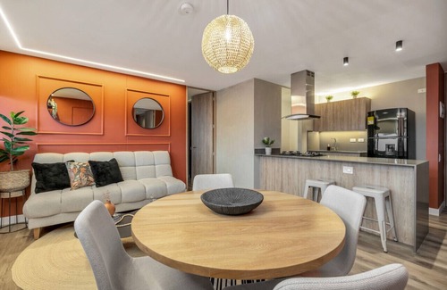 La Aguacatala Apartment | Amazing Luxury 2BR Apt Poblado - 2AC and coworking