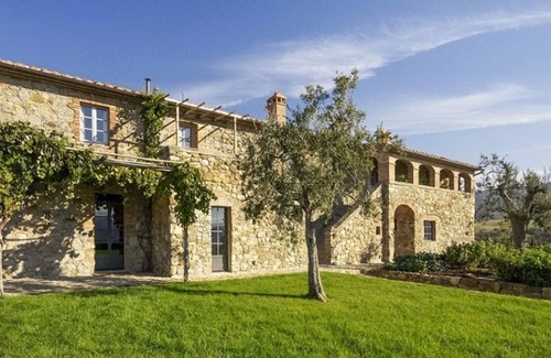 Sarteano Villa | Amazing Luxury Villa in Sarteano