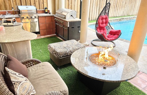 Park Cities Villa | Amazing Mediterranean style Villa in Highland Park with POOL! Heart of Dallas