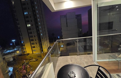 Santa Cruz Condo | Amazing Miraflores Penthouse! Private Rooftop Hot Tub and Gameroom with WiFi, AC