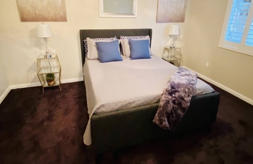 Pumpkin Center House | Amazing model home with great backyard! slps 14