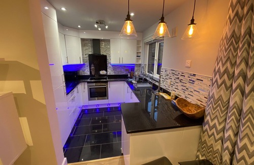 North Acton Apartment | Amazing Modern New Flat- London - Zone 2