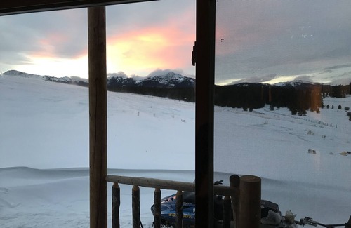 Kaycee Cabin | Amazing Mountain Cabin in the BigHorn mountains
