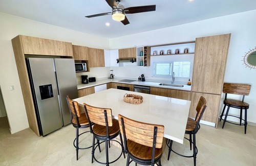 Potrero Villa | Amazing new modern house close to the beach