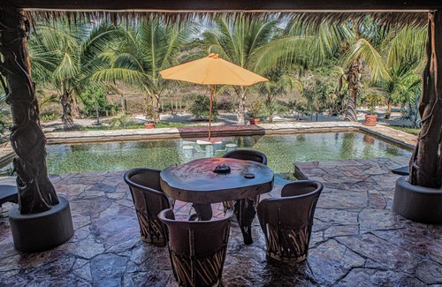 Santa Maria Colotepec House | Amazing Oaxaca style 3B 4.5 bath home/Pool /ocean view , 300 steps to beach,