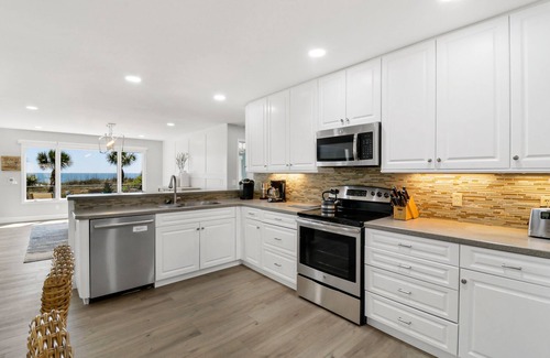 Palmetto Dunes House | Amazing Oceanfront Palmetto Dunes home with private pool, spa and beach path.