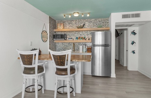 Daytona Beach Condo | Amazing Ocean Front Property on Daytona Beach with amazing views & full kitchen