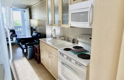 Makaha Condo | AMAZING Ocean Front Condo!