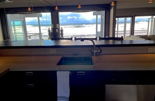 Lincoln Beach Condo | Amazing Ocean Front Living, private beach