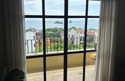 Las Catalinas Condo | Amazing Ocean View/Beach