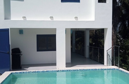 El Callejon Villa | Amazing ocean view villa in the hills of Bonita & Coson