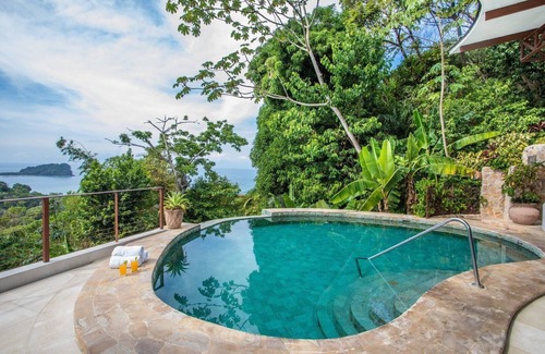 Manuel Antonio House | Amazing ocean views, 6 bedrooms, fully air-conditioned, with private pool