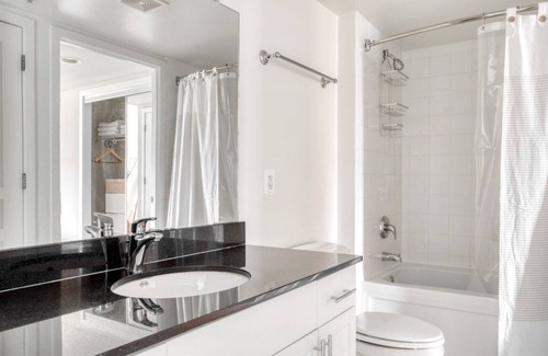 Pentagon City Apartment | Amazing Pentagon City 1BR w/ W/D, Gym & Pool, near Metro, by Blueground