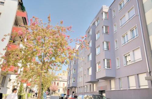 Seefeld Apartment | Amazing Penthouse - Flower 51