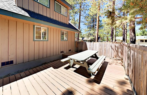 Tahoe Paradise House | Amazing Property in Christmas Valley