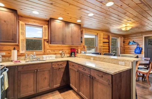 Fairplay Cabin | Amazing Secluded Cabin On 10 Acres, Close To Breck