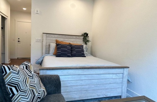 West Colfax Apartment | Amazing Studio near Sloans Lake