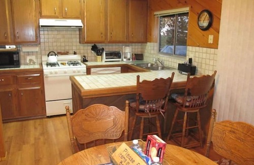 Pine Cove Cabin | Amazing Sunset Views! Paradise Pines Retreat, Idyllwild-Pine Cove