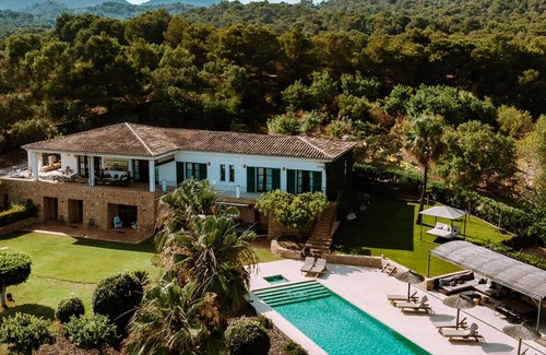 Portocolom Villa | Amazing topluxus villa,seaview,next to golf course, private pool, hot tub, grill