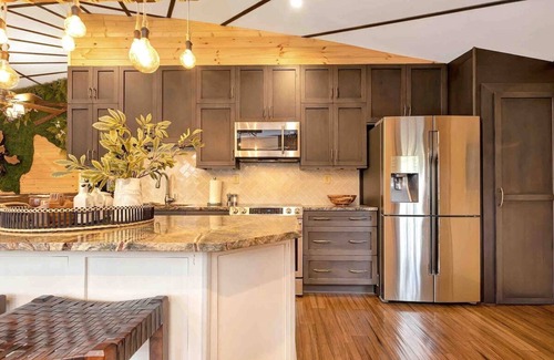 Sugar Mountain Cabin | Amazing Treehouse Chalet at Sugar Mountain Resort