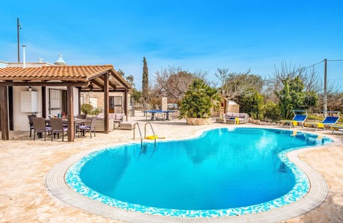 Martina Franca Villa | Amazing Trullo with heated pool, nestled in nature, just steps from Alberobello